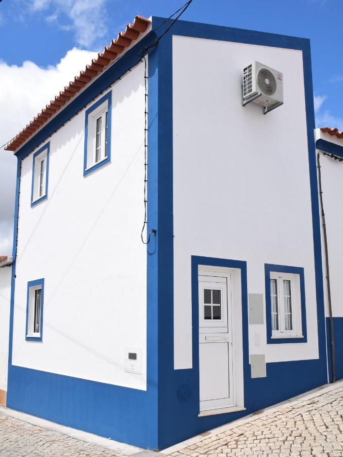 הוילה אמיירה Casinha Da Esquina מראה חיצוני תמונה